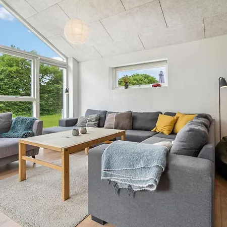 Five-bedroom In Haderslev Дом отдыха Хадерслев