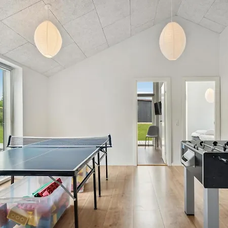 Дом отдыха Five-bedroom In Haderslev