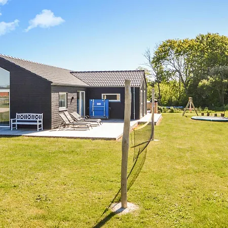 Five-bedroom In Haderslev Store Anslet