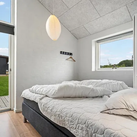 Five-bedroom In Haderslev *