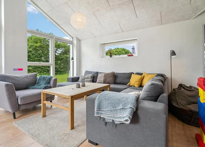 Five-bedroom In Holiday home Haderslev
