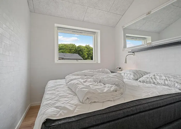 Five-bedroom In